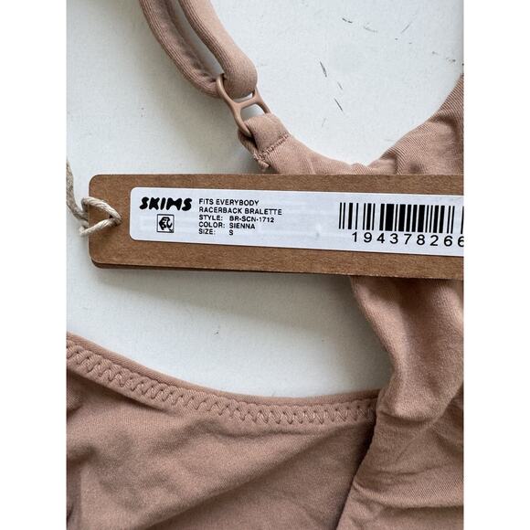 Skims FITS EVERYBODY RACER BACK BRALETTE Sienna Small - Picture 2 of 3